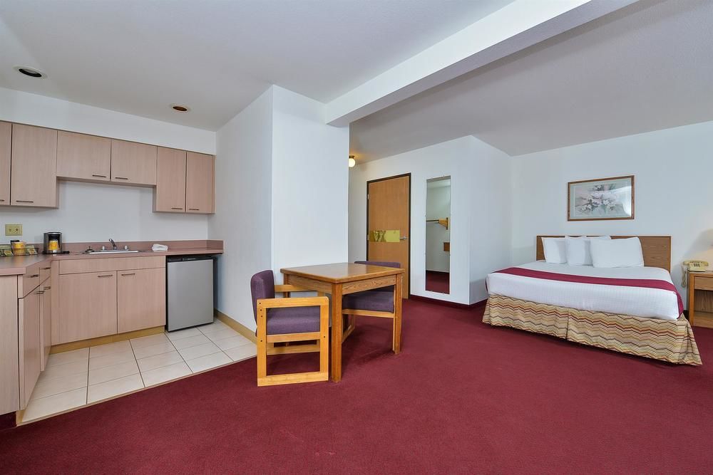 Motel Americas Best Value & Suites-birch Run